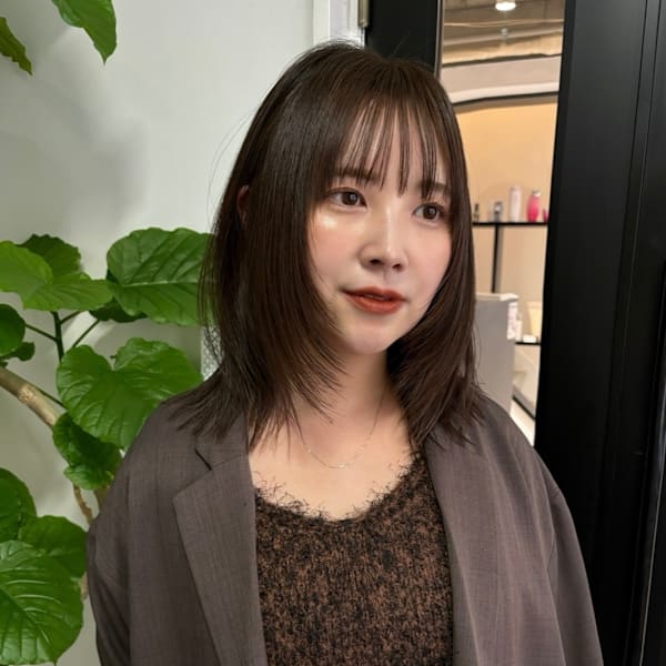 レイヤーカットミディアムレイヤーフェイスレイヤー