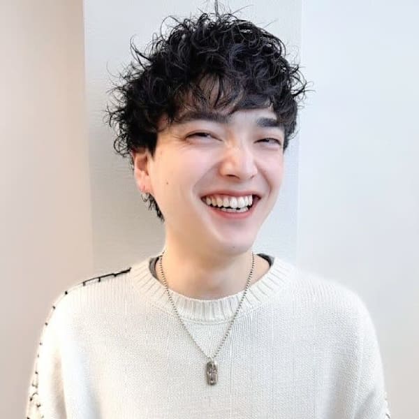 Lond avenir 北千住【ロンドアベニール キタセンジュ】のスタッフ紹介。渡邉 裕大
