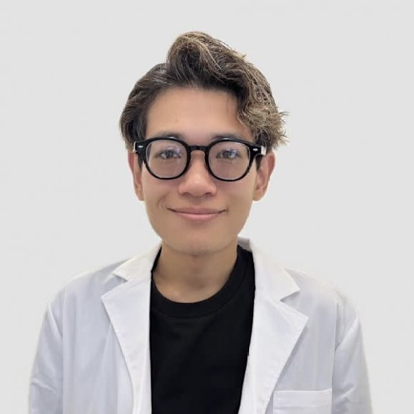 髪質改善サロン R'eel 銀座【カミシツカイゼンサロンリールギンザ】のスタッフ紹介。千田大地 美髪改善