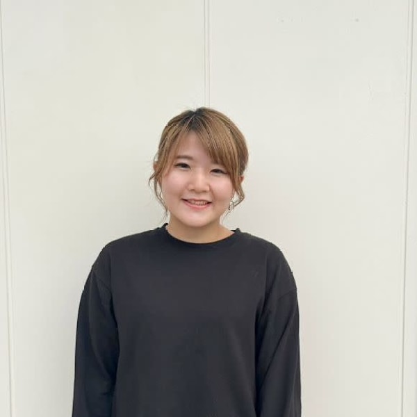 CLOE by LUVISM 三条2号店【クロエバイラヴィズム サンジョウニゴウテン】のスタッフ紹介。大原 怜奈