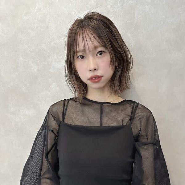 miya |女性スタイリスト専門サロン Zina 天神 髪質改善&トリートメント