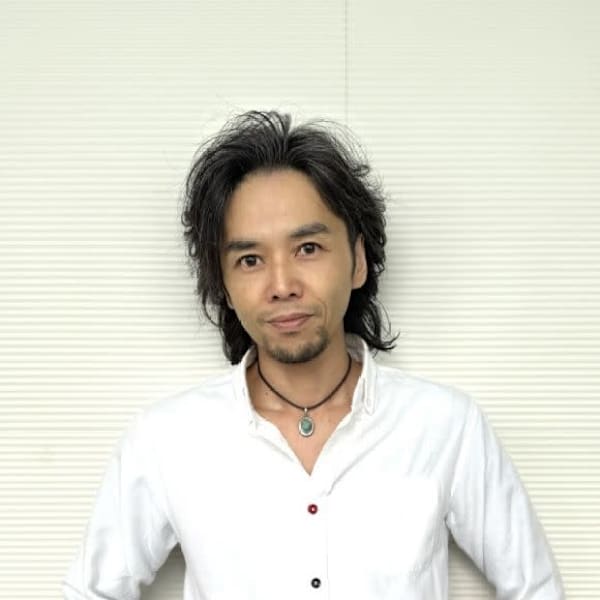 全席個室美容室 Zina 船橋南口 髪質改善＆トリートメント【ゼンセキコシツビヨウシツ ジーナ フナバシミナミグチ】のスタッフ紹介。りゅう 