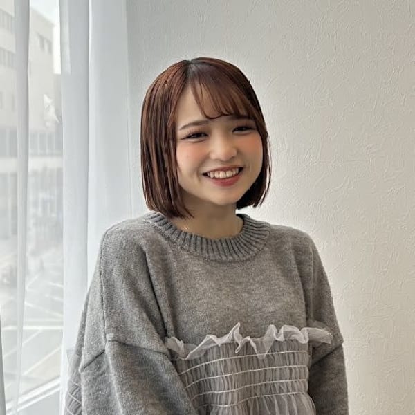全席個室美容室 Zina 熊本 髪質改善&トリートメント【ジーナクマモト カミシツカイゼンアンドトリートメント】のスタッフ紹介。モモカ 