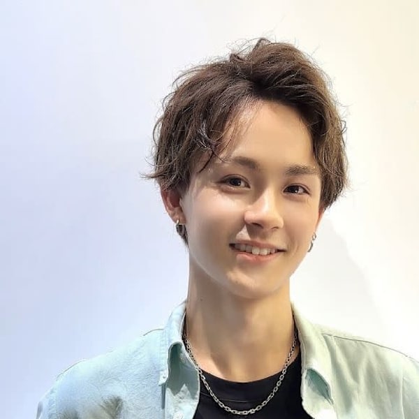 Lond fleur 大宮東口【ロンドフルール　オオミヤヒガシグチ】のスタッフ紹介。林 飛夕也