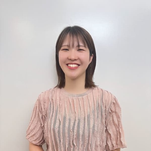 Sea by LUVISM【シーバイラヴィズム】のスタッフ紹介。吉澤 明里