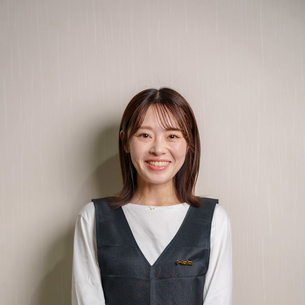 脱毛&ネイルサロンHalo.【ダツモウアンドネイルサロンハロ】のスタッフ紹介。コジマ