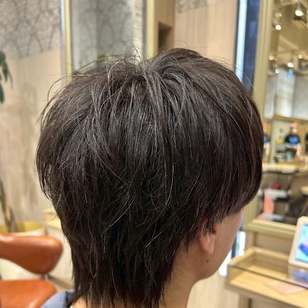 束感マッシュウルフショート