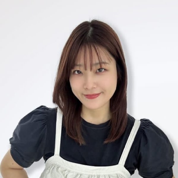 アイブロウサロン i'm 自由が丘店【眉毛専門店】【アイブロウサロン アイム ジユウガオテン マユゲセンモンテン】のスタッフ紹介。ミリア 