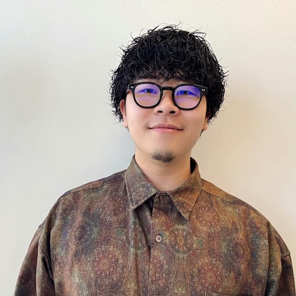 KENJE 平塚LUSCA Smart Salon【ケンジヒラツカラスカスマートサロン】のスタッフ紹介。乗松 優希