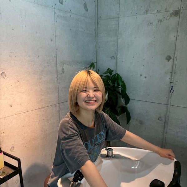 &Co【アンドコー】のスタッフ紹介。Yuka ヘッドスパ