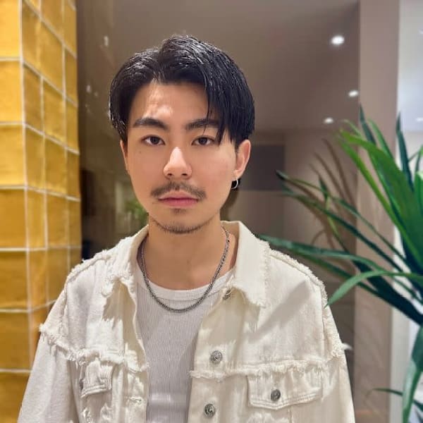 Aujuaオージュア認定 Zina 吉祥寺 髪質改善&トリートメント&艶髪【ジーナ】【オージュアニンテイ ジーナ キチジョウジ カミシツカイゼン トリートメント ツヤガミ】のスタッフ紹介。島 周平
