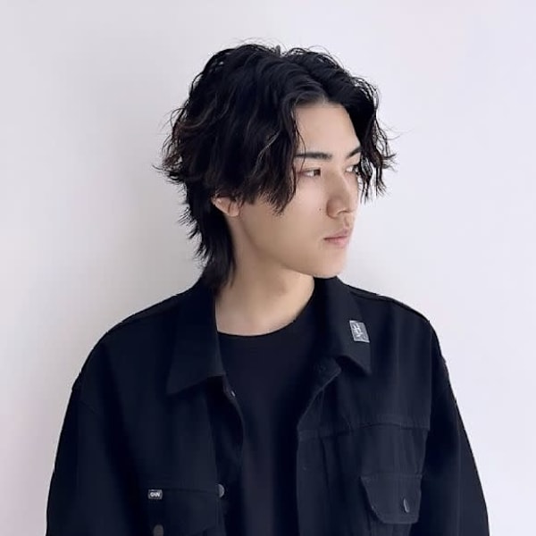 Zina 池袋サンシャイン通り 髪質改善&トリートメント【ジーナイケブクロサンシャインカミシツカイゼントリートメント】のスタッフ紹介。大須賀 光