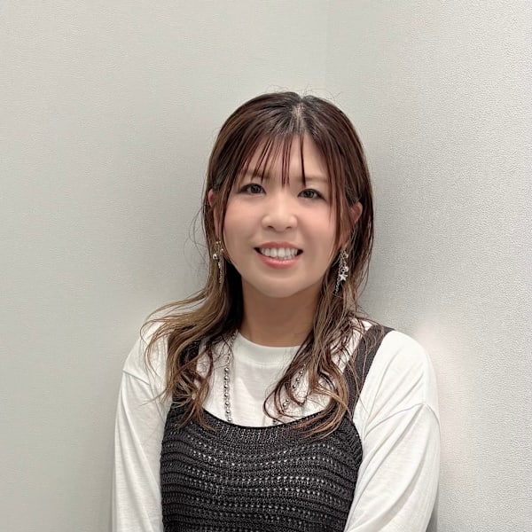 半個室 rire hair 千早店【ハンコシツリールヘアーチハヤテン】のスタッフ紹介。土井美沙子