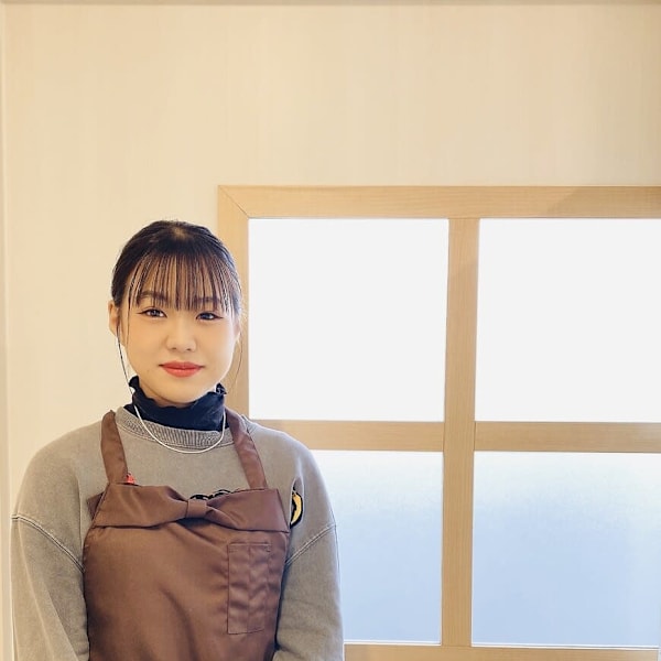 i beauty Toronto【アイビューティートロント】のスタッフ紹介。タカバヤシ　アカネ