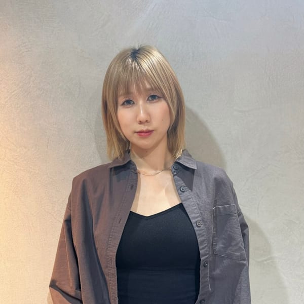 soi -ソワ-  by AROMA hair【ソワ バイ アロマヘアー】のスタッフ紹介。AYAKO