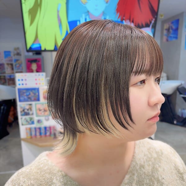 ウルフカット インナーカラー ケアブリーチ 推しカラー