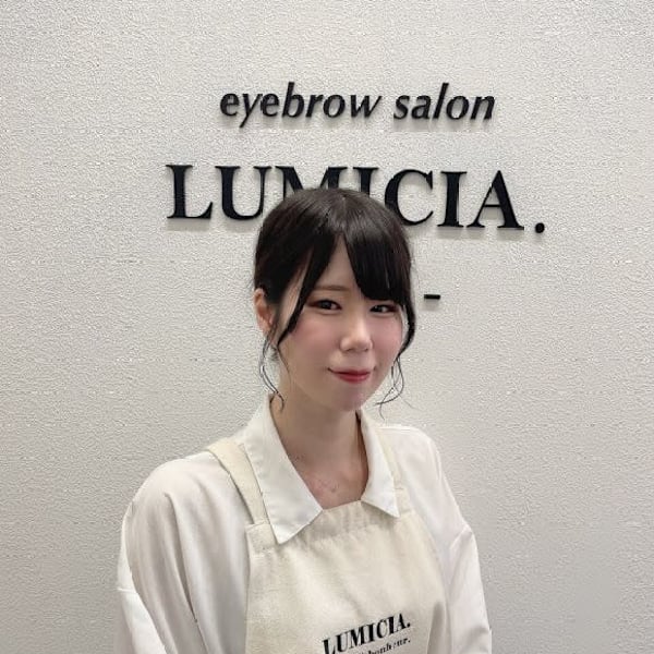 眉毛/アイブロウサロンLUMICIA.-TOKYO-福岡天神2号店【眉毛専門店】【マユゲアイブロウサロン ルミシアトウキョウ フクオカテンジンニゴウテン マユゲセンモンテン】のスタッフ紹介。ミホ マユゲ