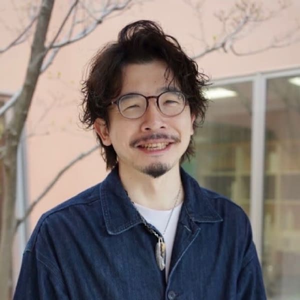 CLOE by LUVISM 小針店【クロエバイラヴィズム コバリテン】のスタッフ紹介。岡澤 正人