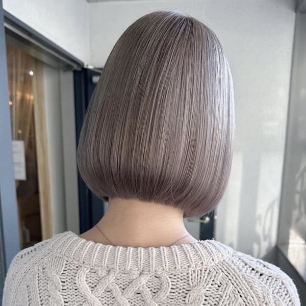 ホワイトシルバー/ホワイトブロンド/アッシュブロンド