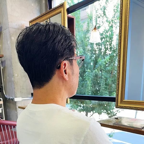 スーツに合うフェザーカット