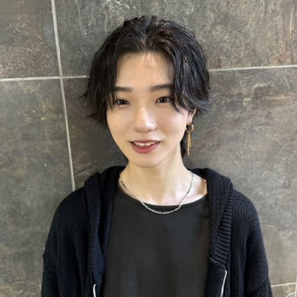 Lond Loire 門前仲町【ロンド ロワール】【ロンド ロワール】のスタッフ紹介。KOSEI 