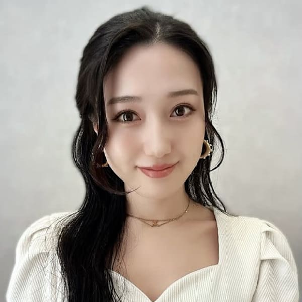 Lond fille 銀座店【ロンドフィーユ ギンザテン】のスタッフ紹介。Chika 中華ヘア