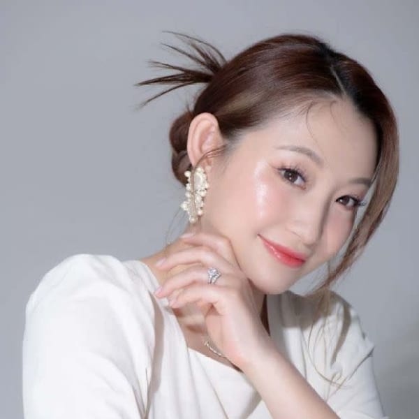 Lond fille 銀座店【ロンドフィーユ ギンザテン】のスタッフ紹介。平川友理 韓国ヘア