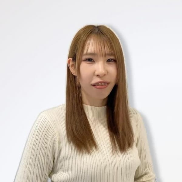 アイブロウサロン mine 松戸店【眉毛専門店】【アイブロウサロン マイン マツドテン マユゲセンモンテン】のスタッフ紹介。ナミ 