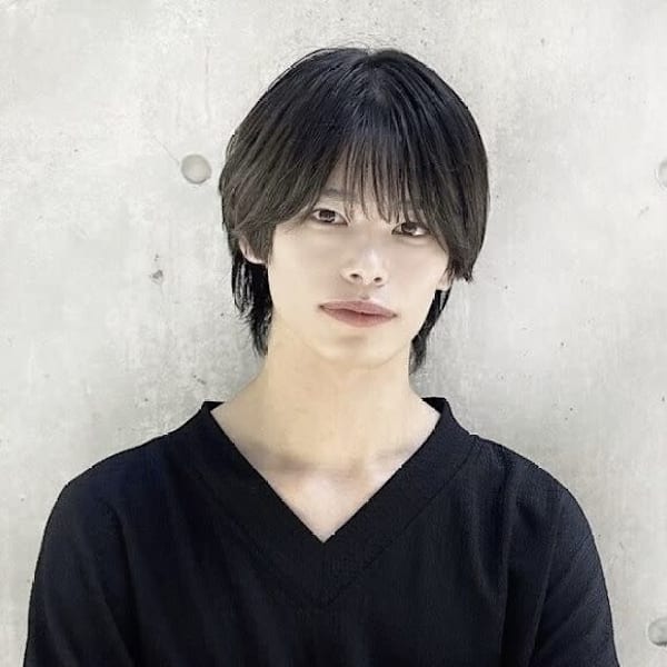 Zina 梅田 髪質改善&トリートメント&艶髪【ジーナ】【ジーナ ウメダ カミシツカイゼンアンドトリートメントアンドツヤガミ ジーナ】のスタッフ紹介。藤原 大輔