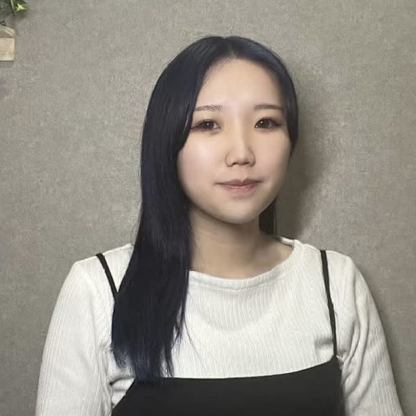 アイブロウサロン i'm 宮崎店【眉毛専門店】【アイブロウサロンアイム ミヤザキテン マユゲセンモンテン】のスタッフ紹介。サナ 