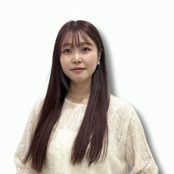 アイブロウサロン i'm 新宿西口店【眉毛専門店】【アイブロウサロン アイム シンジュクニシグチテン マユゲセンモンテン】のスタッフ紹介。ユキ 