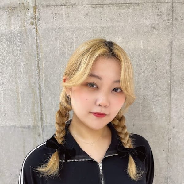 Zina 渋谷神南 髪質改善/前髪カット/韓国レイヤーカット【ジーナ】【ジーナ シブヤジンナン カミシツカイゼン マエガミカット カンコクレイヤーカット】のスタッフ紹介。Kanon 《渋谷》