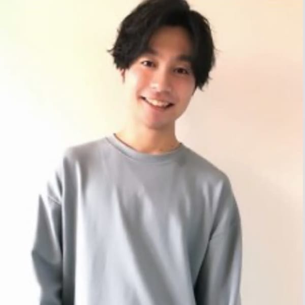 kiitos hair design +【キートス ヘアーデザイン プラス】のスタッフ紹介。柳澤 興輝