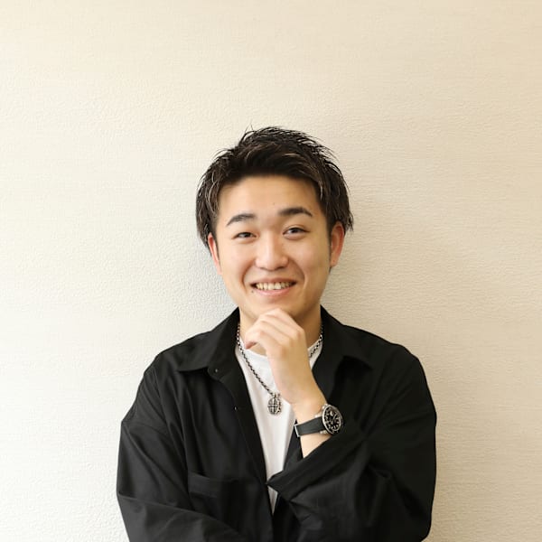 Amily hair salon ひたち野うしく店【アミリーヘアーサロン ヒタチノウシクテン】のスタッフ紹介。毛利 元樹