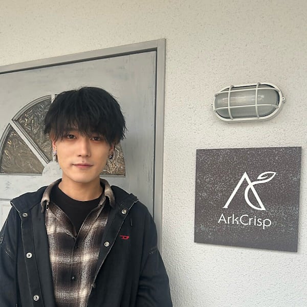 氷上 晶也|髪質改善専門店 Ark crisp 京都山科店