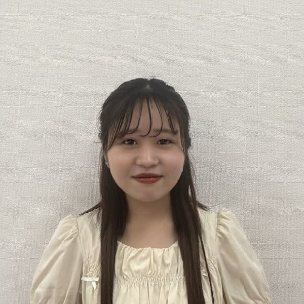 アイブロウサロン i'm 横浜2号店【眉毛専門店】【アイブロウサロン アイム　ヨコハマニゴウテン】のスタッフ紹介。サヤカ 