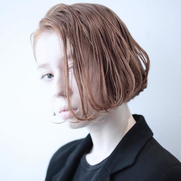 くびれヘアアプリコットオレンジ夏ハイライトカラー丸型卵型ボブ|KOKO 本八幡