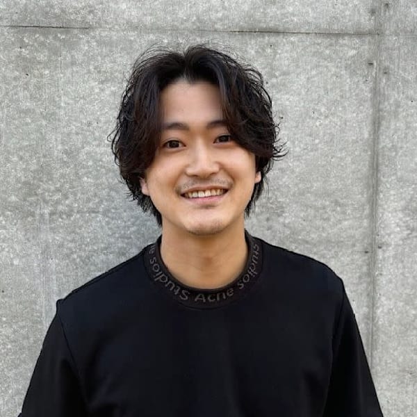 全席個室美容室Zina 銀座 髪質改善&トリートメント【ゼンセキコシツビヨウシツジーナギンザ カミシツカイゼン トリートメント】のスタッフ紹介。斎藤 倫行