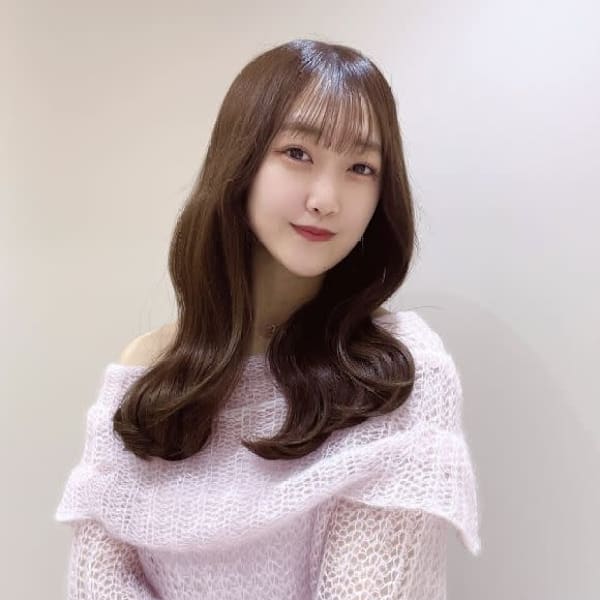 女性スタイリスト専門サロンZina高田馬場 髪質改善&トリートメント【ジョセイスタイリストセンモンサロン ジーナ タカダノババ】のスタッフ紹介。nanami 