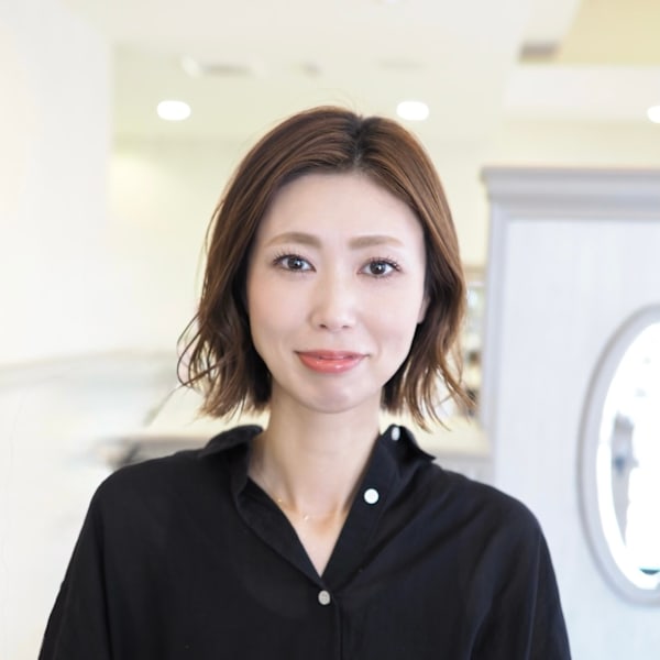 Hair Design Angelo【ヘアデザイン アンジェロ】のスタッフ紹介。開山恵子