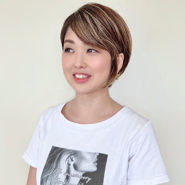 Anything Nail＆Care【エニシングネイルアンドケア】のスタッフ紹介。モリワキ シオリ