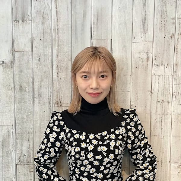 little Lulu 梅田【リトルルル】のスタッフ紹介。吉村玲奈