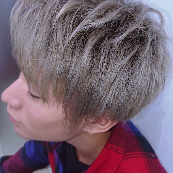 カット　ブリーチオンカラー|au 美容室