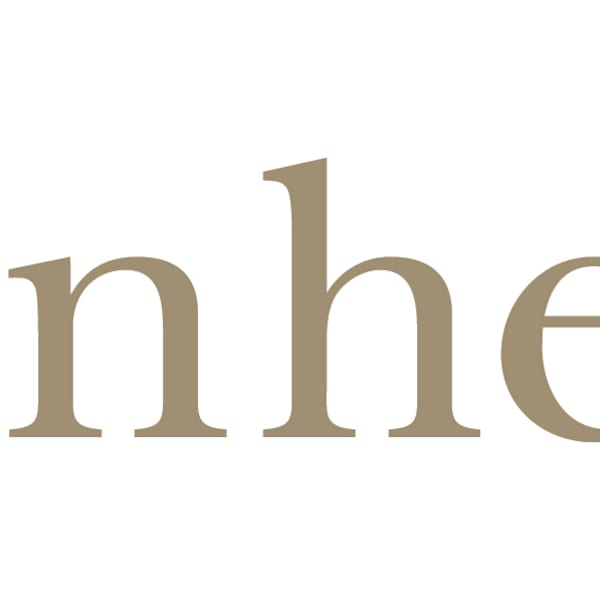 髪質改善Bonheur 川西【カミシツカイゼンボヌール カワニシ】【カミシツカイゼンボヌール カワニシ】のスタッフ紹介。井上 りょうすけ