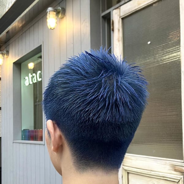 レディース　ベリーショート　刈り上げ　ハイトーン　ブルー