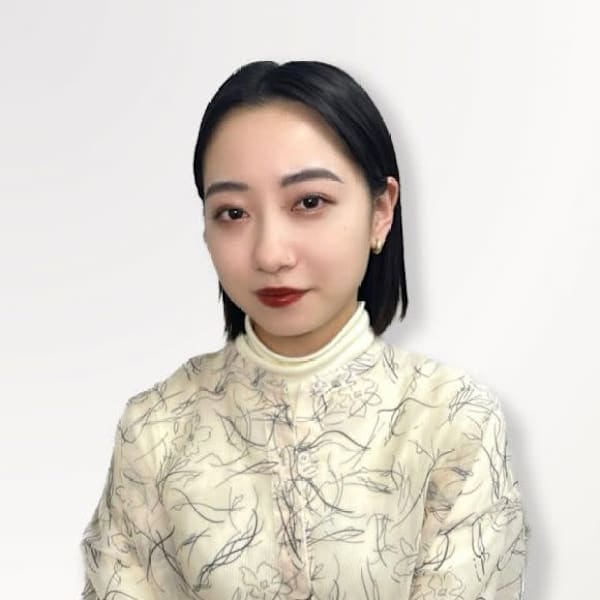 アイブロウサロン i'm 新宿三丁目店【眉毛専門店】【アイブロウサロン アイム シンジュクサンチョウメテン】のスタッフ紹介。ミホシ 