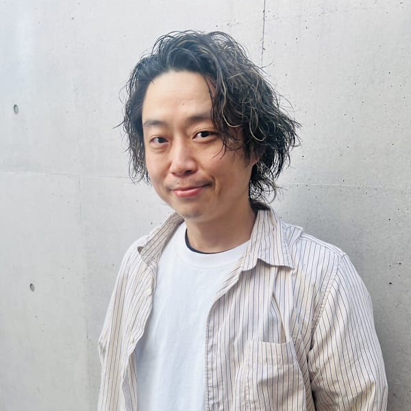 Flammeum 三軒茶屋【フラミュームサンゲンチャヤ】のスタッフ紹介。岩丸テツヤ