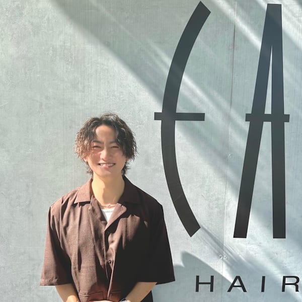 HAIR & MAKE EARTH 新松戸店【ヘアメイクアース シンマツドテン】のスタッフ紹介。岩楯 優貴