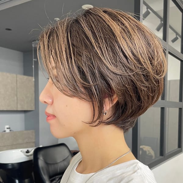 ショート・ボブ/丸顔/前髪あり/絶壁解消/40代/50代/