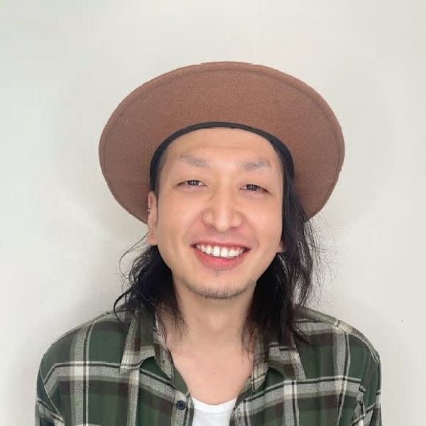 似合わせカット NISURU 上尾店【ニスル】【ニアワセカット ニスル アゲオテン】のスタッフ紹介。渡辺 翔吾 [上尾駅］